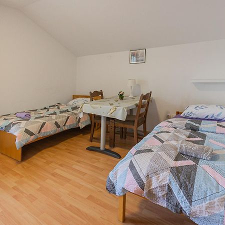 Rooms Kozarje Ljubljana Extérieur photo