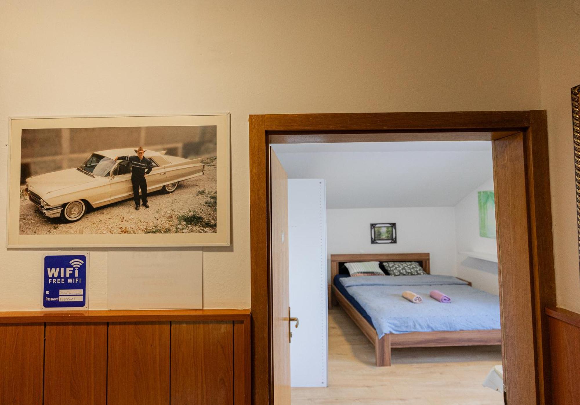 Rooms Kozarje Ljubljana Extérieur photo